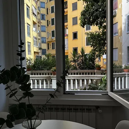 La Casa Di Sofia - - Metro B 아파트